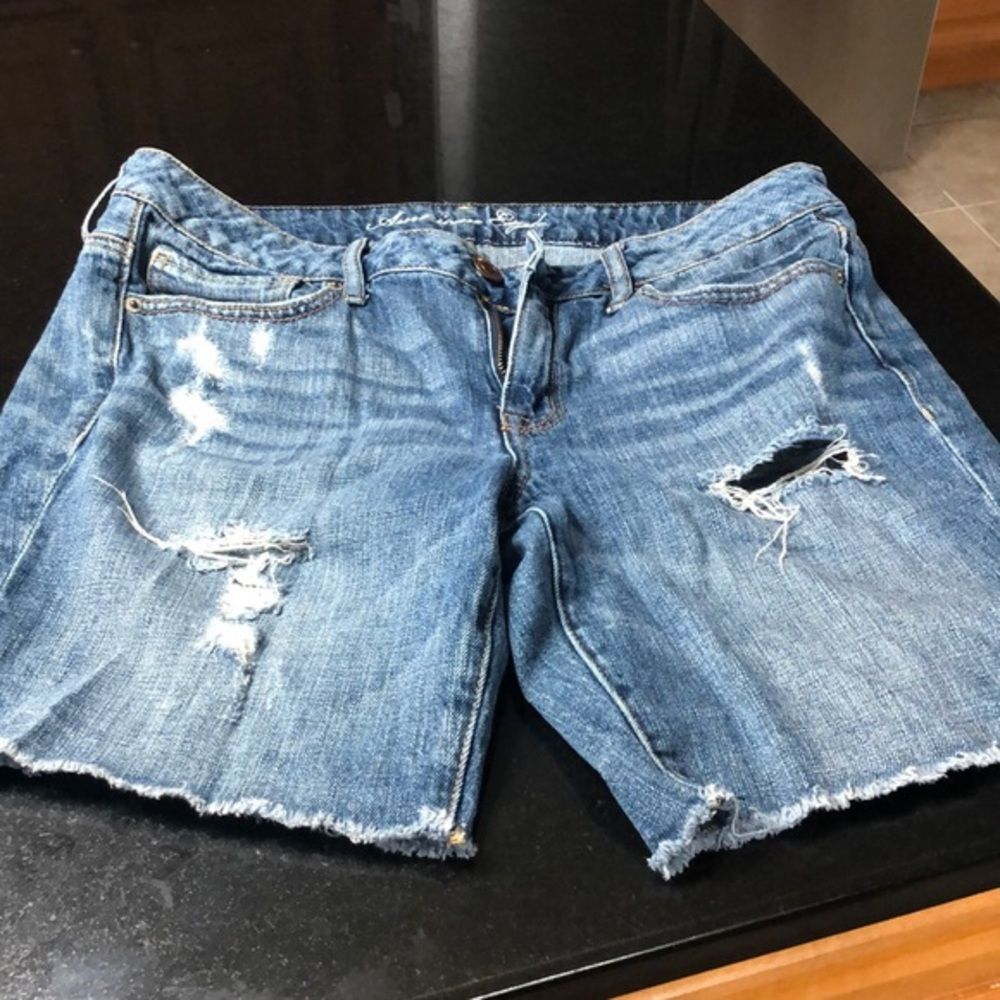 Most comfy American Eagle jeans shorts